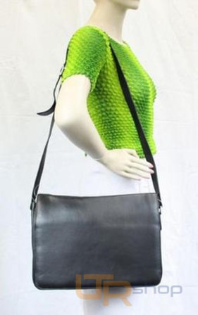 detail 1195 kožená klopnová taška Arwel