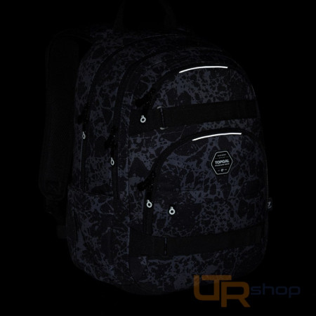 detail VIKI 25035 B studentský batoh s šedým vzorem Topgal