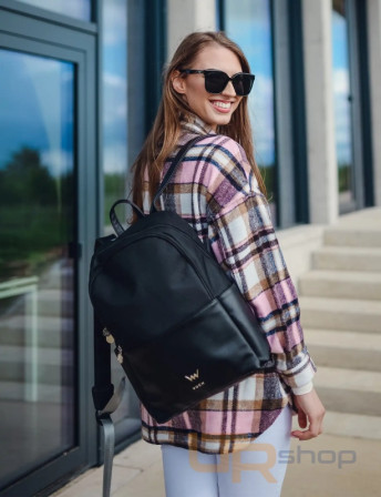 detail ZANE OLLIE koženkovolátkový batoh P2341 Vuch