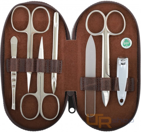 detail 230401-429 střední manikúra TÁŇA DUP