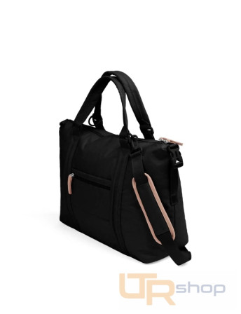 detail CAROLA BLACK cestovní taška z odolného materiálu Vuch P11697