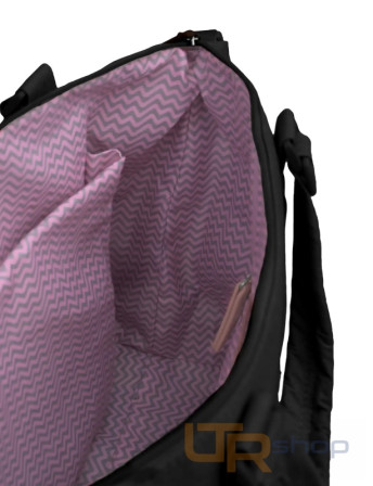 detail CAROLA BLACK cestovní taška z odolného materiálu Vuch P11697