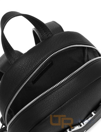 detail ARLEN FOSSY pohodlný městský batůžek na zip Vuch P12187