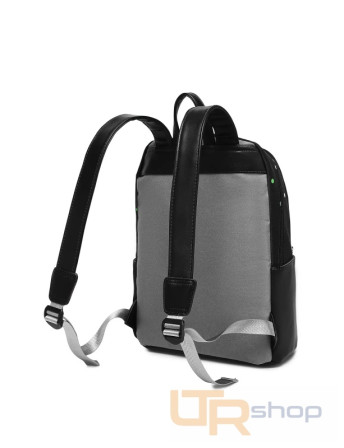 detail ZANE DOTTY BLACK prostorný batoh na zip