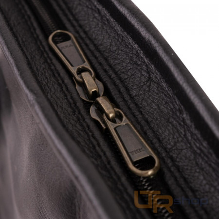 detail BELA kožená kabelka Bagind